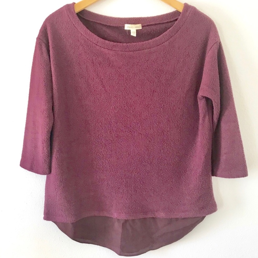 Urban Outfitters |3/4 Sleeve Sheer Hem Sweater